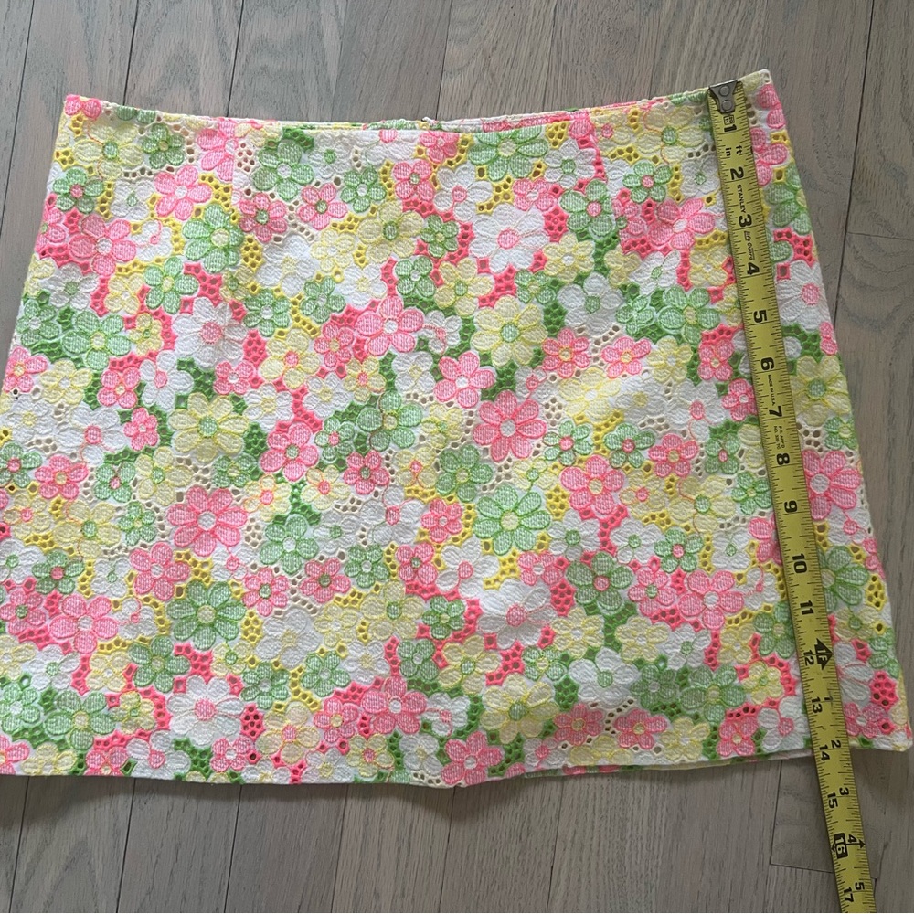 Lilly Pulitzer Tate Skirt multi color sun bonnet lace